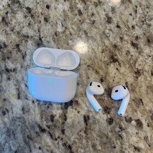 Apple AirPods 4 with ANC